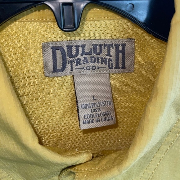 NWOT-Duluth Trading Company Mens long sleeves button- front closure. Size Large - Picture 4 of 7